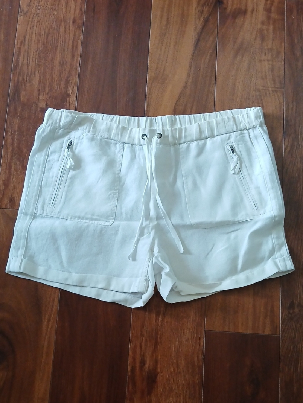 Saks Fifth Avenue White Drawstring Linen-Blend Athletic Shorts